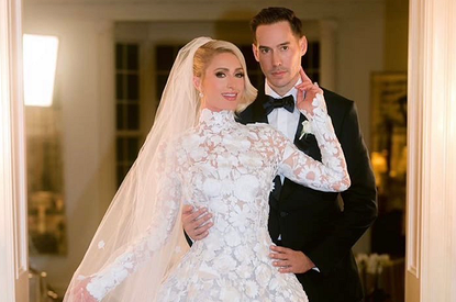 «Он поддерживает этого ребенка»: у новоиспеченного мужа Пэрис Хилтон есть внебрачная дочь