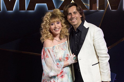 Максим Галкин похвастался стройными ногами Пугачевой в мини