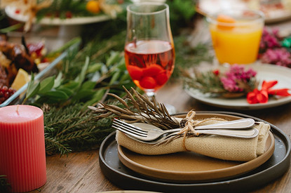 К любому застолью: лучшие идеи с фото и советы по сервировке стола в домашних условиях