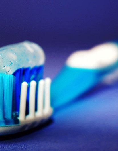 10 лайфхаков с зубной пастой, которые нужно знать всем