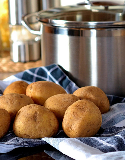 Как и при каких условиях хранить картошку: 5 разных способов