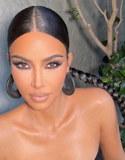 Ким Кардашьян и Пит Дэвидсон больше не скрывают чувств друг к другу (видео)