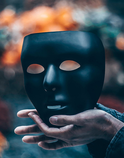 Истории людей, которые борются с синдромом «самозванца» (бонус: комментарии врача-психиатра)