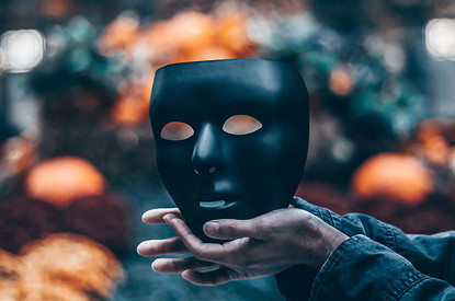 Истории людей, которые борются с синдромом «самозванца» (бонус: комментарии врача-психиатра)