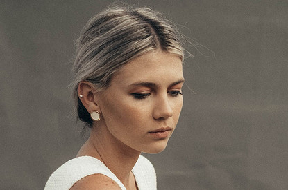 Седые волосы могут снова потемнеть — уверены ученые