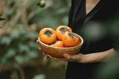 Вяжет-не вяжет: 4 способа, как выбрать вкусную хурму в магазине