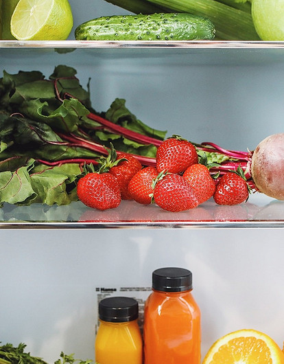 5 советов, как быстро убрать неприятный запах из холодильника