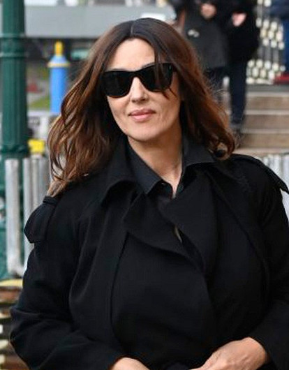 Моника Беллуччи была замечена в компании режиссера Тома Вольфа