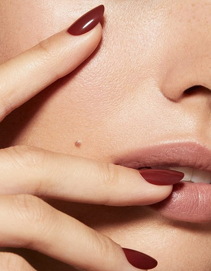 6 трендов маникюра зимой 2021/22