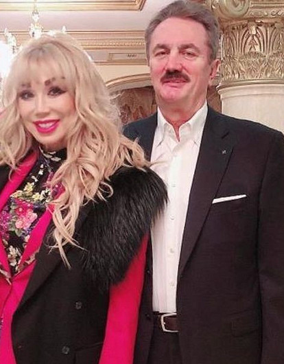 «Купленный брак»: настоящая жена Виктора Захарова раскрыла правду о его отношениях с Машей Распутиной