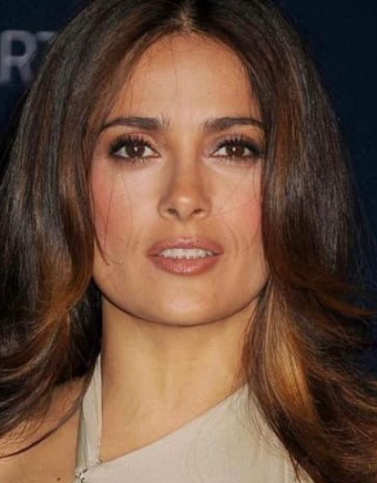 «Я нанял тебя не для того, чтобы ты выглядела некрасиво!»: Сальма Хайек об оскорблениях Харви Вайнштейна