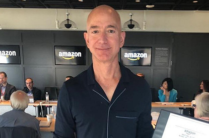 Джефф Безос решил напугать Ди Каприо после флирта с его девушкой (видео)