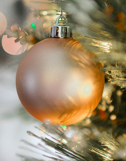 Встречаем Тигра: как украсить елку на Новый год-2022, чтобы привлечь удачу (видео)