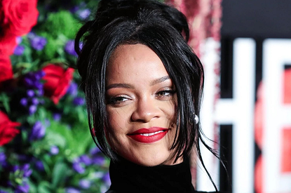 «Она ждет первого ребенка от A$AP Rocky»: Рианну заподозрили в беременности