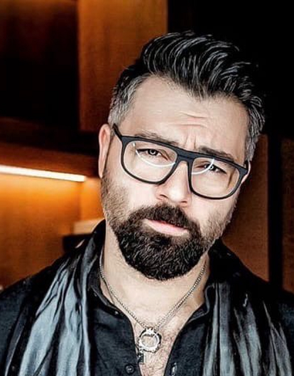 А как же Ковальчук? Алексей Чумаков пофлиртовал с ведущей шоу