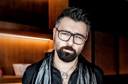 А как же Ковальчук? Алексей Чумаков пофлиртовал с ведущей шоу