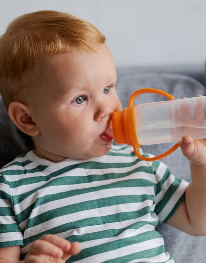 Детская вода: полезнее ли она, чем обычная (и как выбрать лучшую)
