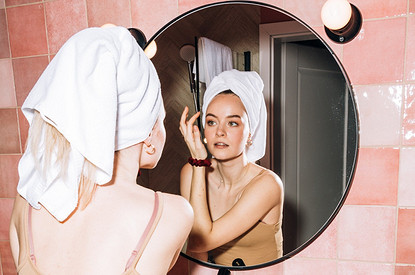 Чистая правда: нужно ли менять очищающую косметику зимой