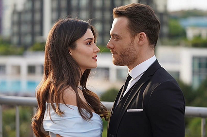 «У нас с Ханде все хорошо, но видимся редко»: Керем Бюрсин рассказал об отношениях с Эрчел