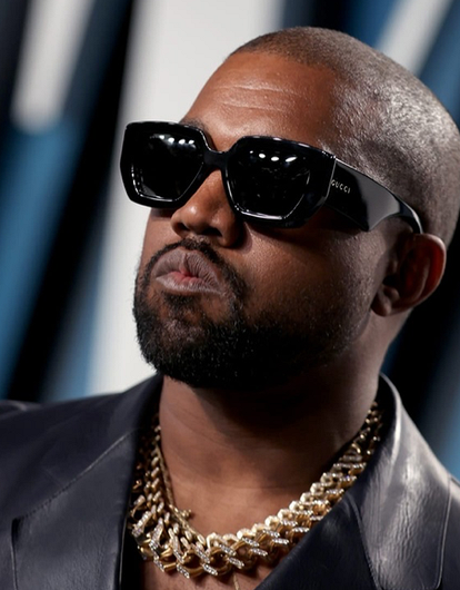 «Я собираюсь стать бездомным»: Канье Уэст планирует отдать свои дома под церкви