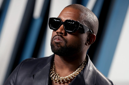 «Я собираюсь стать бездомным»: Канье Уэст планирует отдать свои дома под церкви