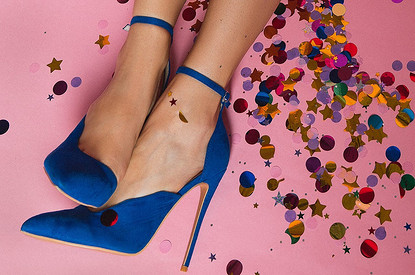 Новый год на шпильках: как не навредить своим ногам