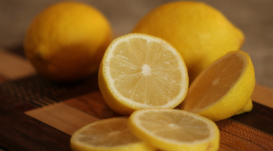 Лимон около кровати: простой лайфхак для здоровья