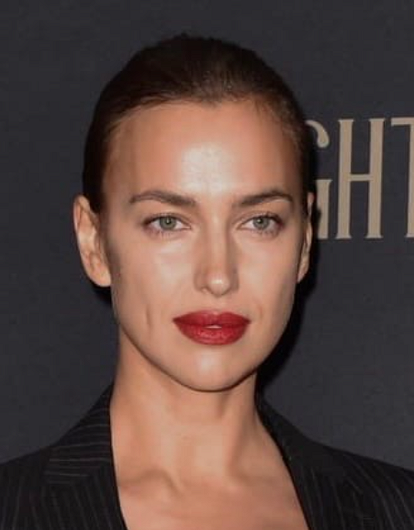 Ирина Шейк поддержала Брэдли Купера на премьере его фильма