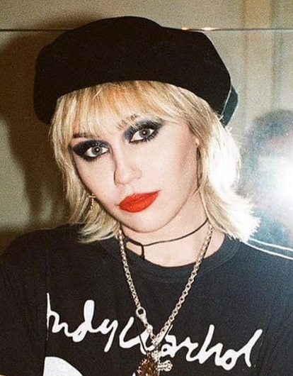 Майли Сайрус вошла в рейтинг Forbes и снялась для обложки журнала