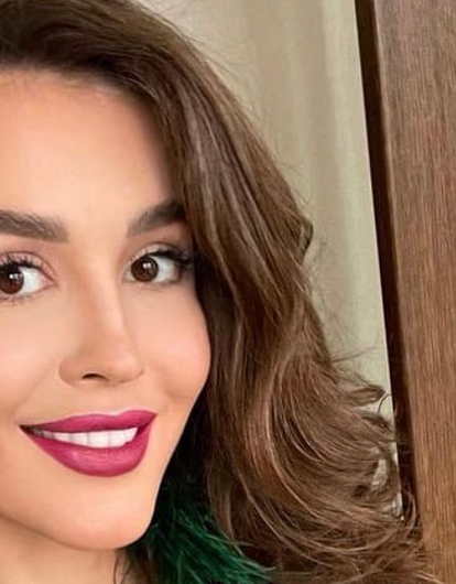 «Я тоже скучаю, но все к лучшему»: Анна Бузова рассказала о ссоре с сестрой