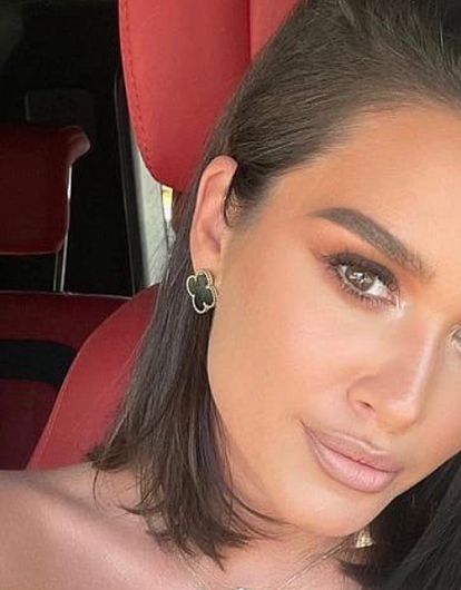 «Живу так, чтобы было не стыдно детям в глаза смотреть»: Ксения Бородина прокомментировала участие Курбана Омарова в «Давай поженимся»