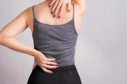 Вдовий горбик: главные способы избавиться от холки на шее