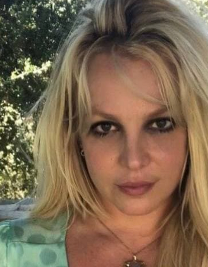 «Напоминаю всему миру, кто я есть!»: Бритни Спирс работает над новой песней