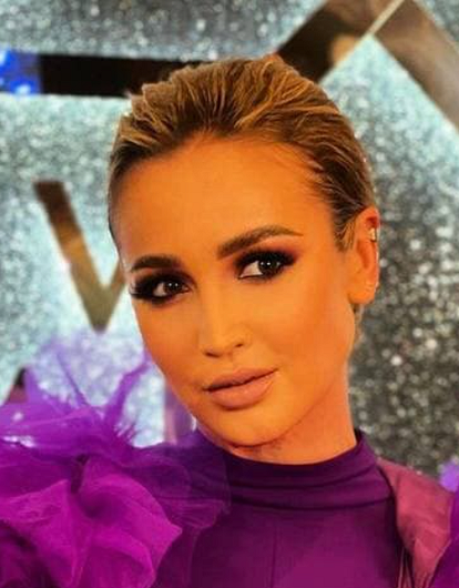 «Все знали, что я буду на премии»: Ольга Бузова уличила Тарасова во лжи