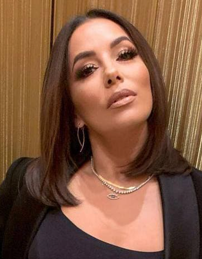 Ева Лонгория продемонстрировала подтянутую фигуру в купальнике