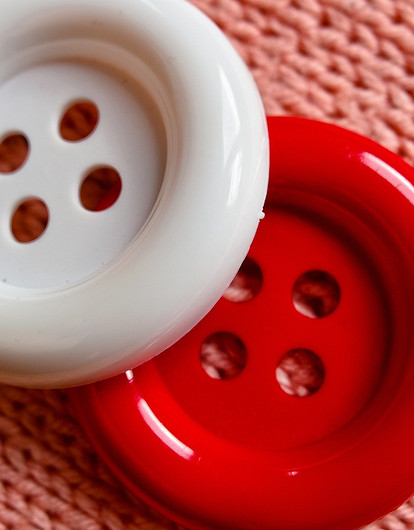 8 способов пришить пуговицу (видео)