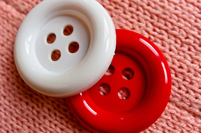 8 способов пришить пуговицу (видео)