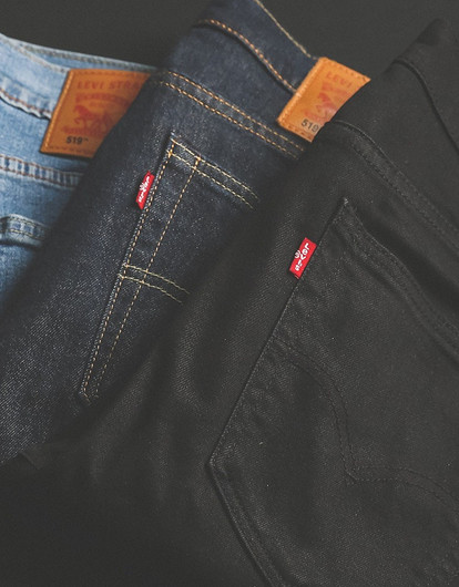 Модные женские джинсы 2022