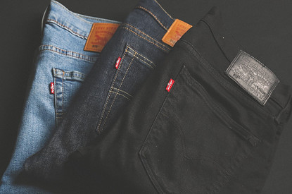 Модные женские джинсы 2022