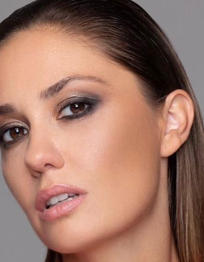 Агата Муцениеце планирует взять ребенка из детдома