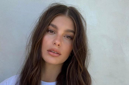 Поклонники Ди Каприо заподозрили его избранницу в беременности