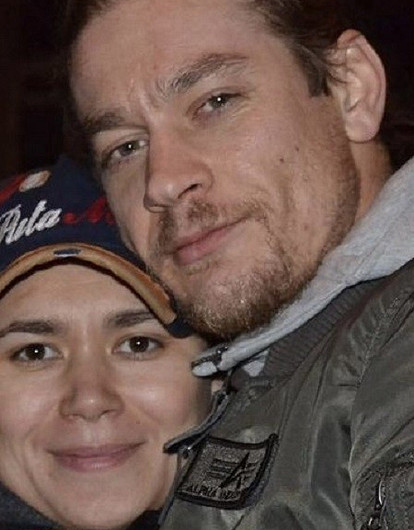 «Вытянула рюмку с кольцом и через месяц познакомилась с мужем»: истории людей, чьи новогодние гадания сбылись