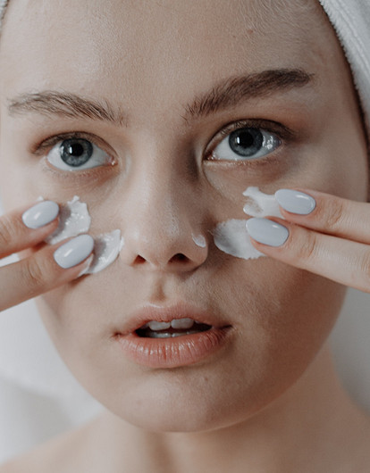 Какие компоненты искать в составе хорошего зимнего крема для лица