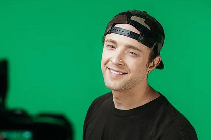 Егор Крид резко ответил на слухи о романе с копией Вали Карнавал