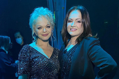 «Тяжело»: София Ротару после госпитализации пожаловалась на проблемы Ларисе Долиной (видео)