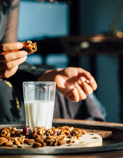 Можно ли есть финики каждый день: польза и вред для здоровья