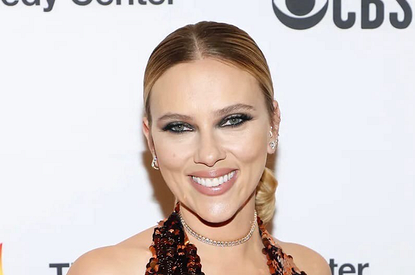 Скарлетт Йоханссон блистала на красной дорожке в эффектном платье