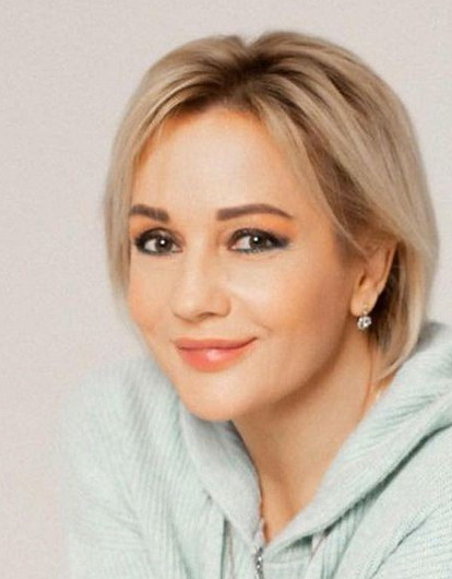 Татьяна Буланова призналась, что боится выходить замуж за молодого возлюбленного