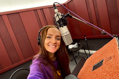 Голос — не главное: что нужно, чтобы стать актером дубляжа (и где этому учат)