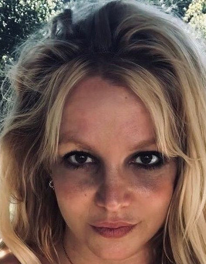 Бритни Спирс отказалась приглашать на свадьбу родителей после освобождения от опеки